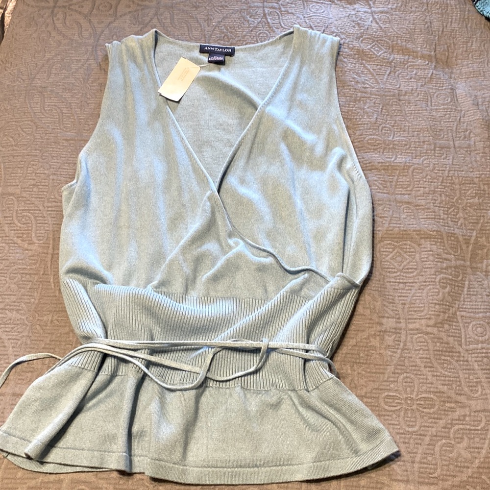 NWT Ann Taylor surplus sleeveless sweater in dusty blue